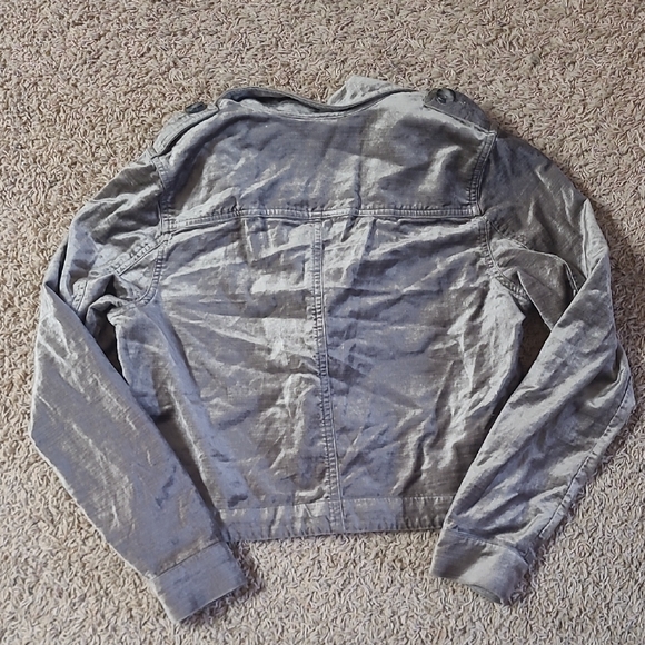 CAbi Sunday Topper Velvet Jacket Style 3377 Grey Cropped Velour Size Medium - Picture 7 of 9